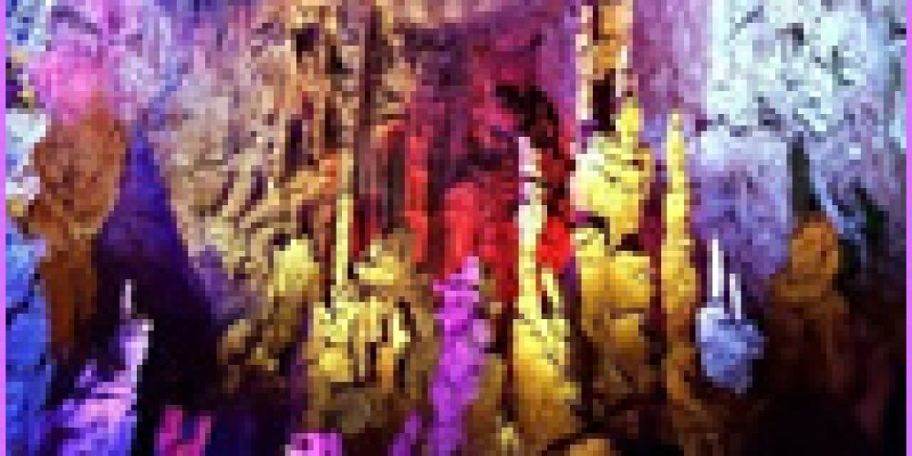 Visite de la Grotte de la Salamandre en famille !