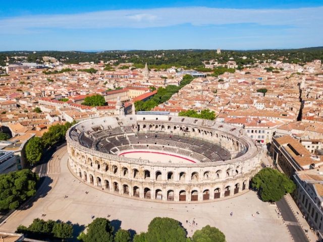 Grand spectacle Romain dans les arènes de Nîmes « HADRIEN LA GUERRE DES PICTES »